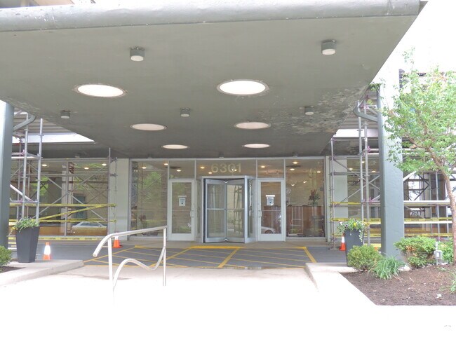 Primary Photo - 6301 N Sheridan Rd