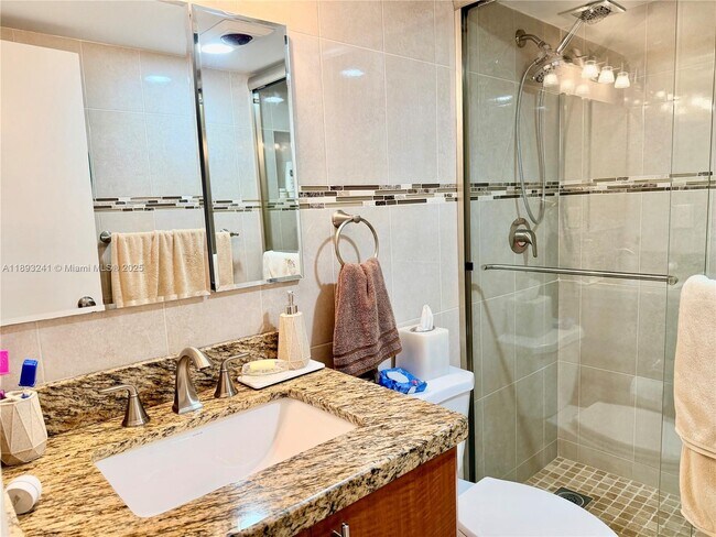 Building Photo - 1950 S Ocean Dr