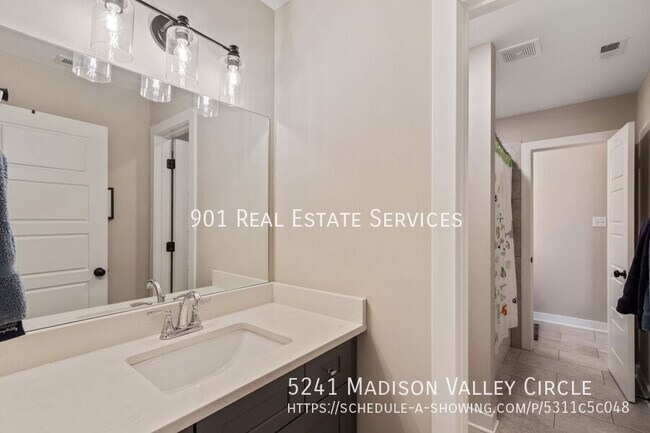 Building Photo - 5241 Madison Vly Ln