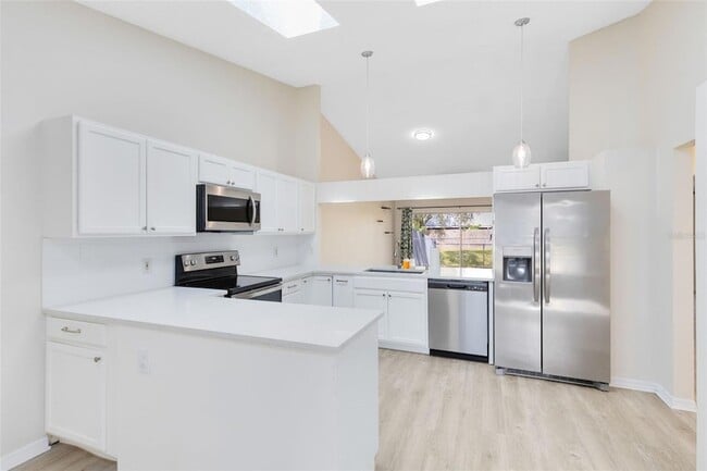 Building Photo - 7951 Merrimac Cove Dr