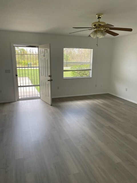 Living Room Front - 1071 Nomad Rd