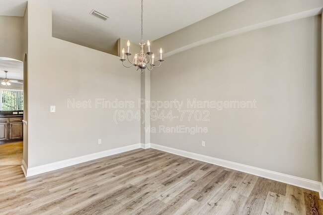 Building Photo - 2436 Bonnie Lakes Dr