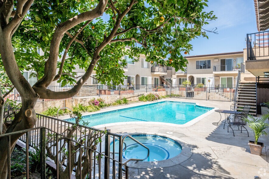 Vida Elegante 20455 Anza Ave Torrance CA 90503 Apartment Finder