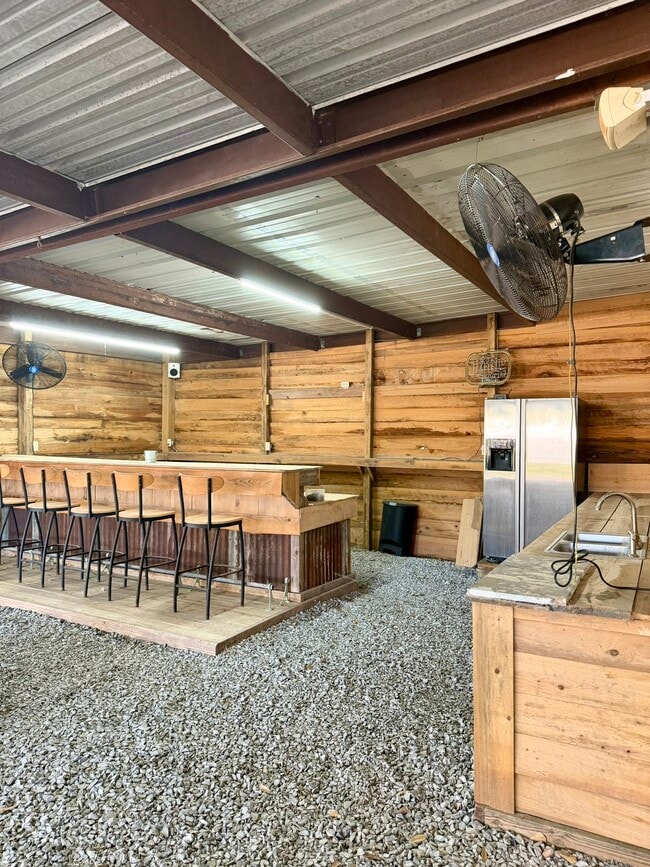 Building Photo - 215 Martin-Prejean Rd