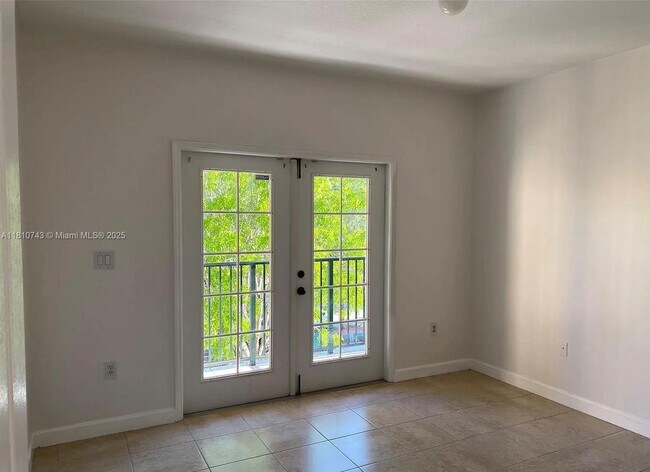 Building Photo - 16563 SW 50th Terrace