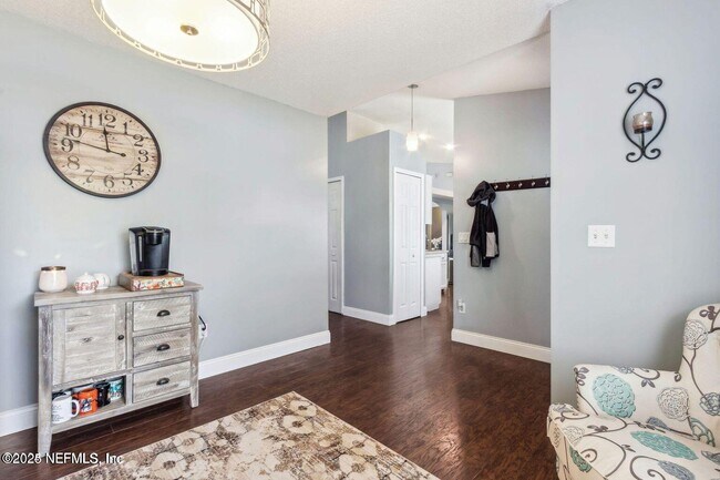 Building Photo - 11546 Twin Oaks Trail