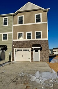 Building Photo - Brand New END UNIT Townhouse For Rent in ...