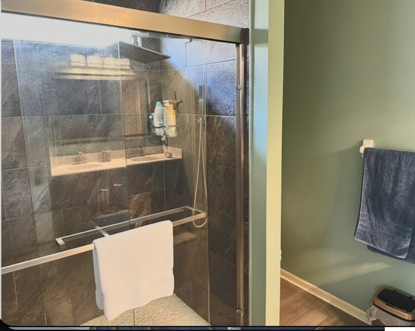 Building Photo - 1516 Gulfview Dr