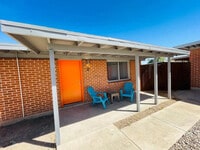 Building Photo - The Richey - 2 Bed / 1 Bath End Unit in Central Tucson!
