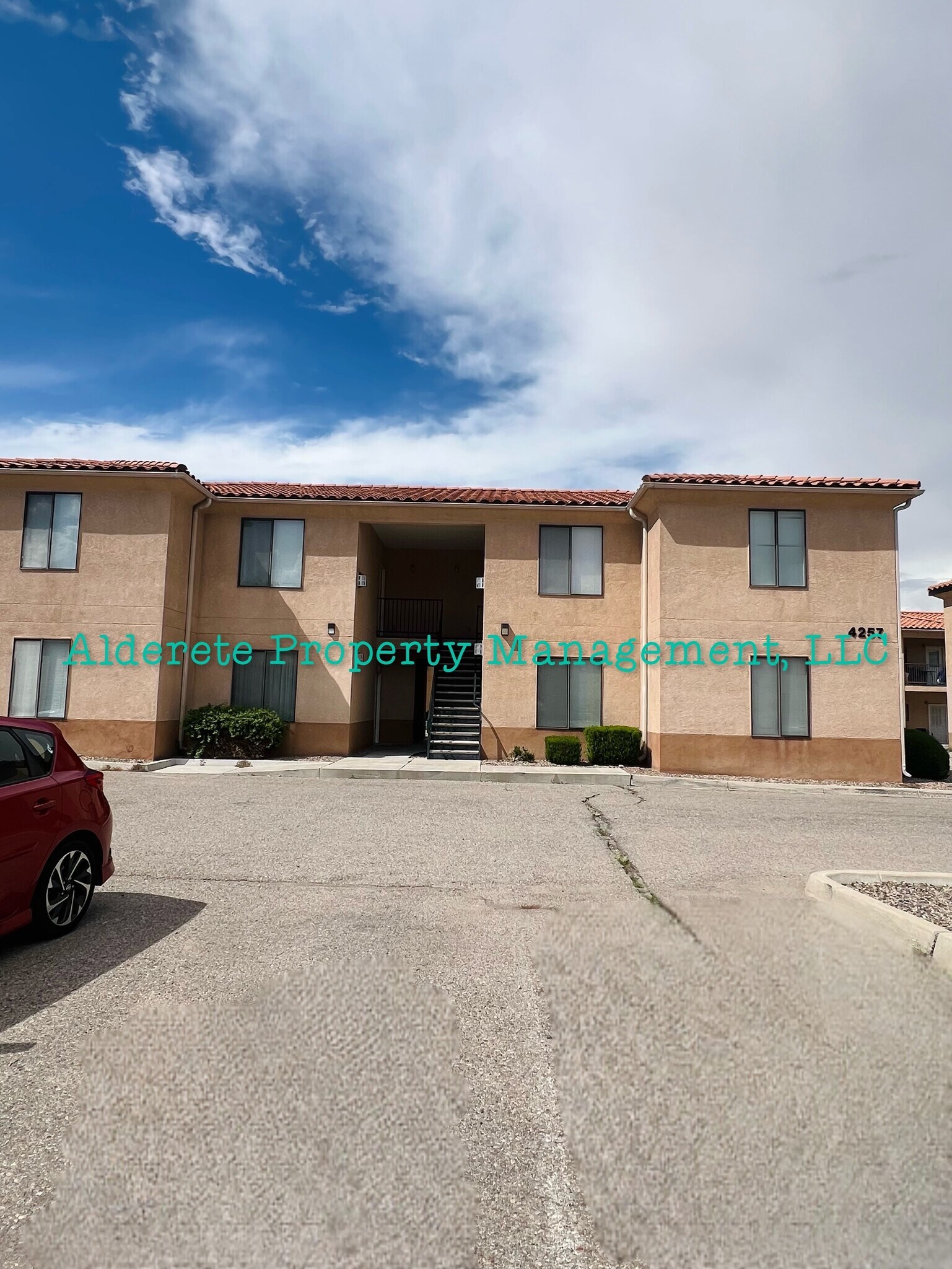 Building Photo - 4257 Sabana Loop SE
