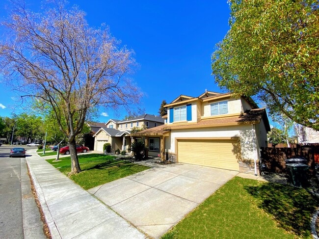 Building Photo - 67 Primrose Ct