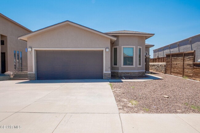 Building Photo - 11140 Catherine Slutter Ln