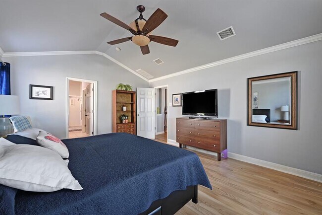 Building Photo - 932 Great Sand Dunes Ave