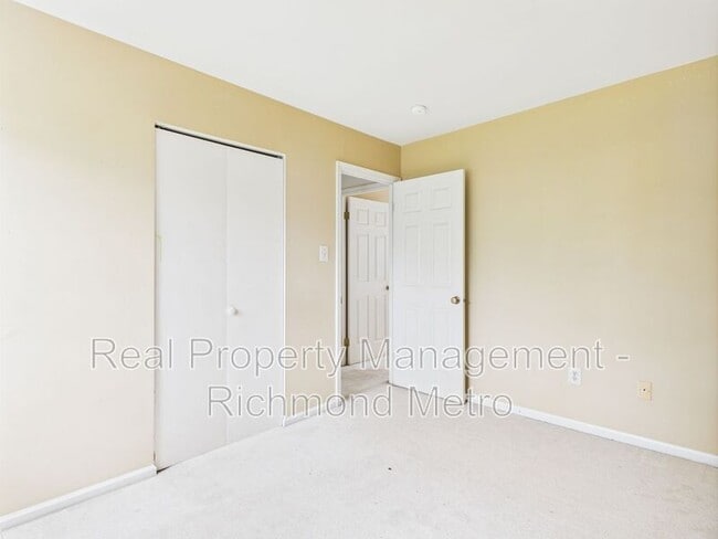 Building Photo - 1507 Skirmish Run Dr