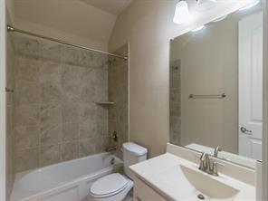 Building Photo - 313 Wyndale Ct