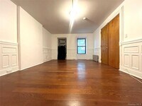 Building Photo - 911 Greene Ave
