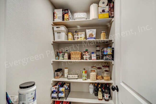 Building Photo - 3 bed, 3 bath in Fort Collins