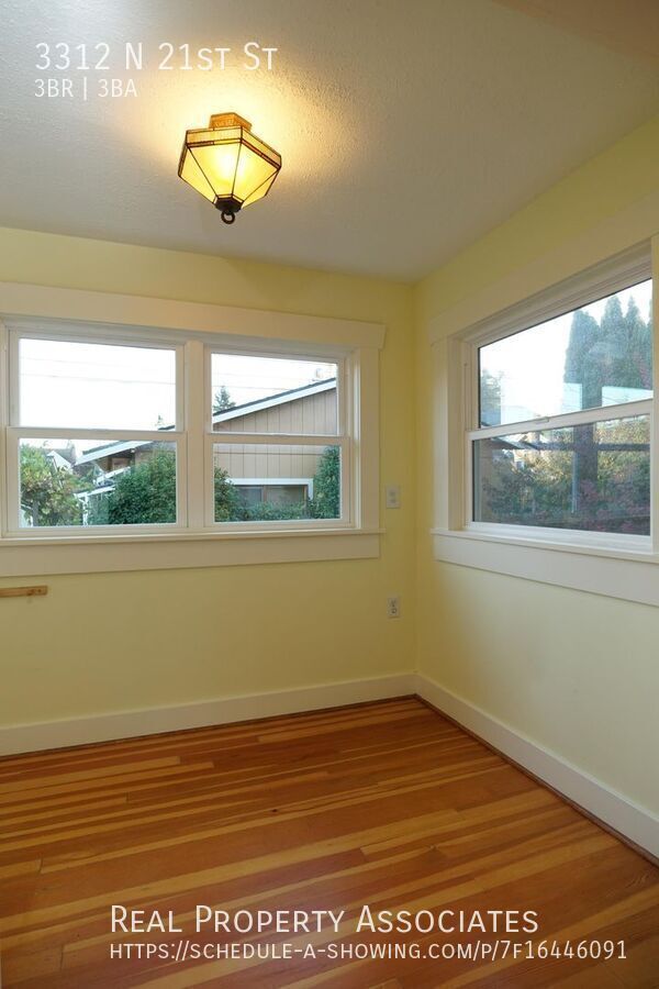 Building Photo - 3312 N 21st St