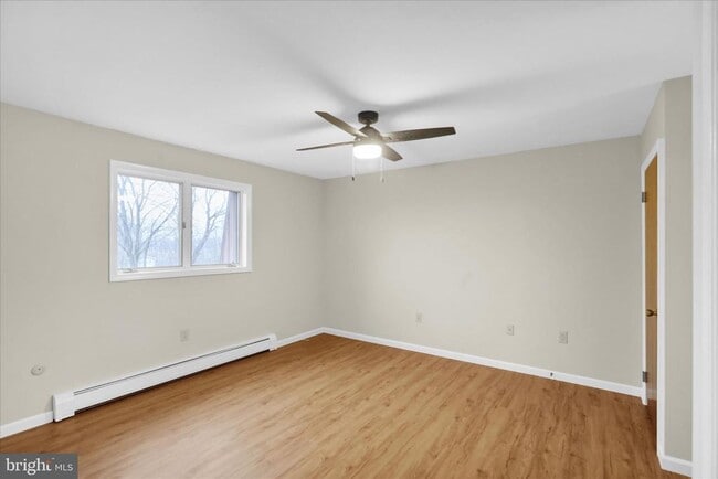 Building Photo - 1613 Shoey Rd