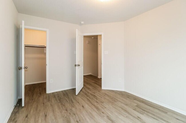 Building Photo - 2796 Atlas Dr