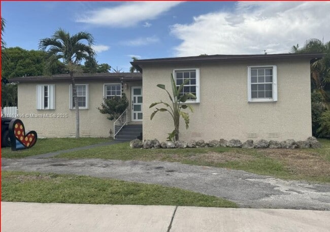 Primary Photo - 8281 SW 28th St