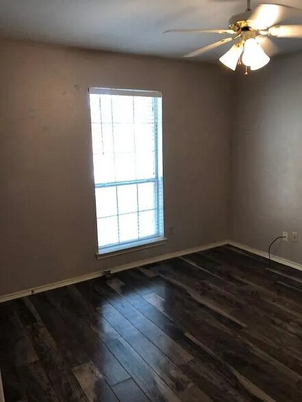 Building Photo - 1125 Dendron Dr