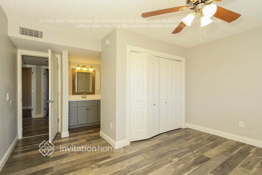 Building Photo - 15830 N 59th Dr