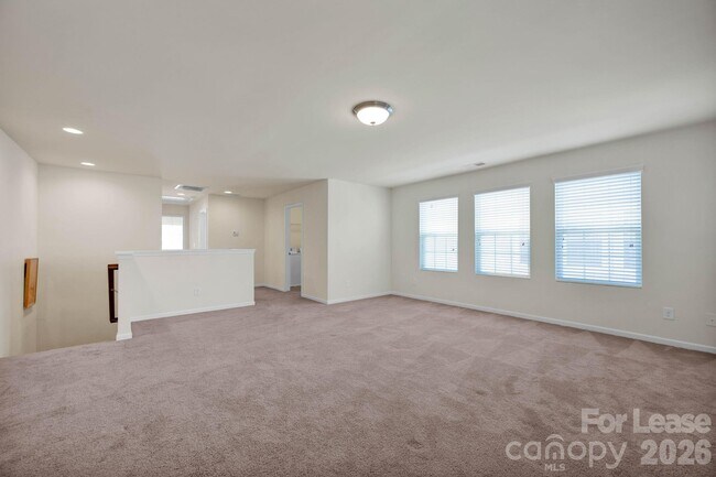 Building Photo - 18448 W Catawba Ave