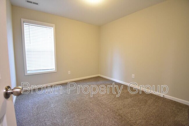 Building Photo - 2518 Gardner Park Dr