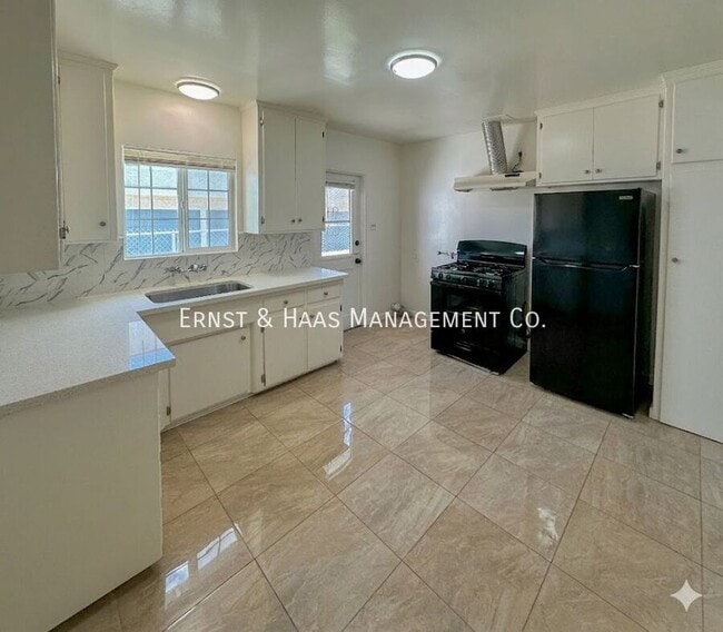 Building Photo - 6576 Falcon Ave