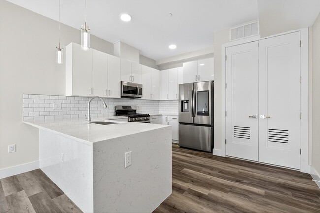 Building Photo - 3443 John F. Kennedy Blvd