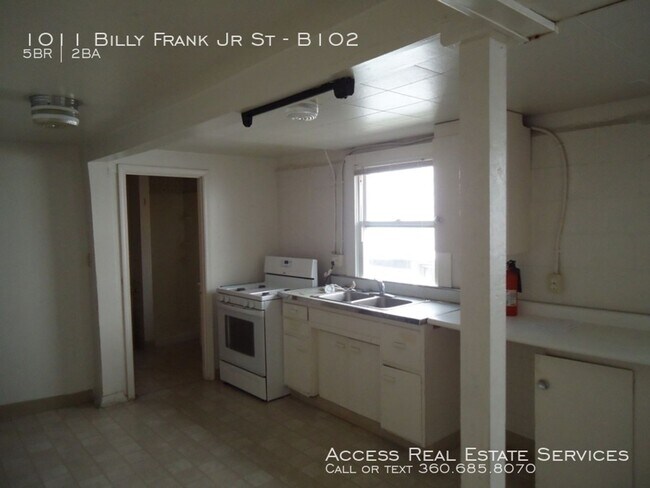Building Photo - 1011 Billy Frank Jr. St
