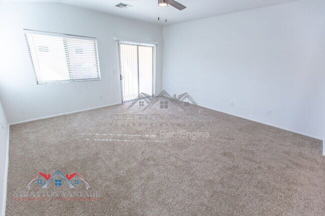 Building Photo - 9096 N 97th Dr