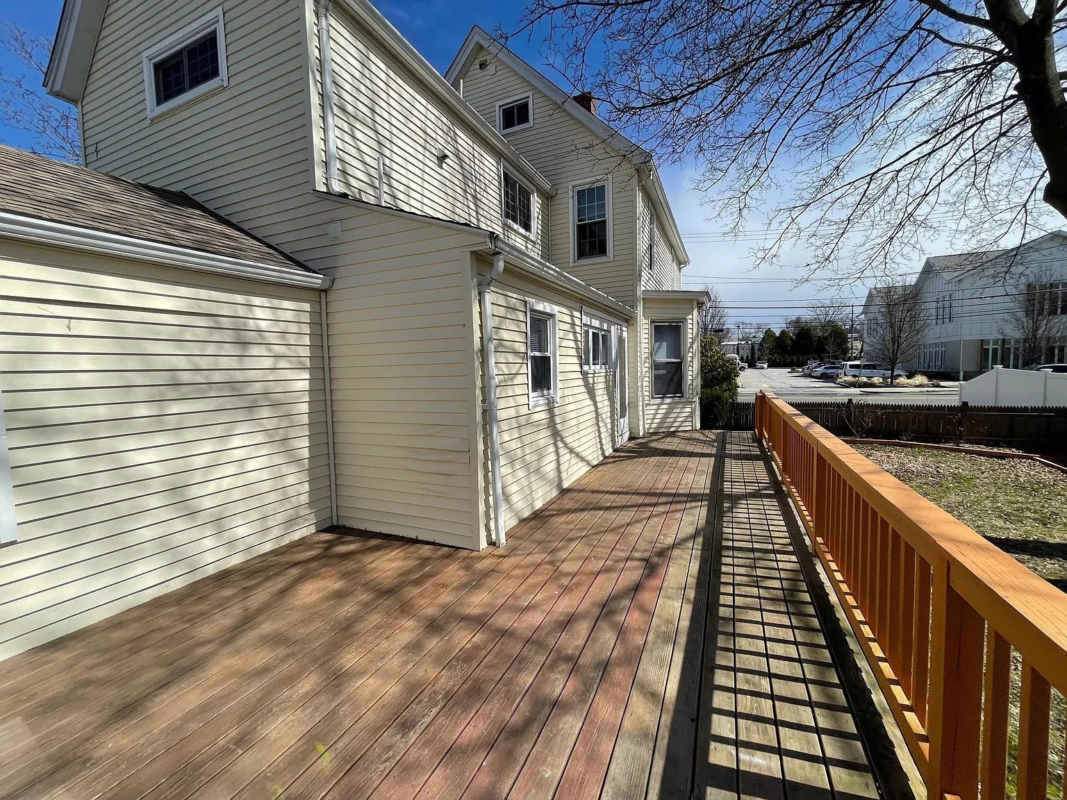 Building Photo - 283 Hillside Ave