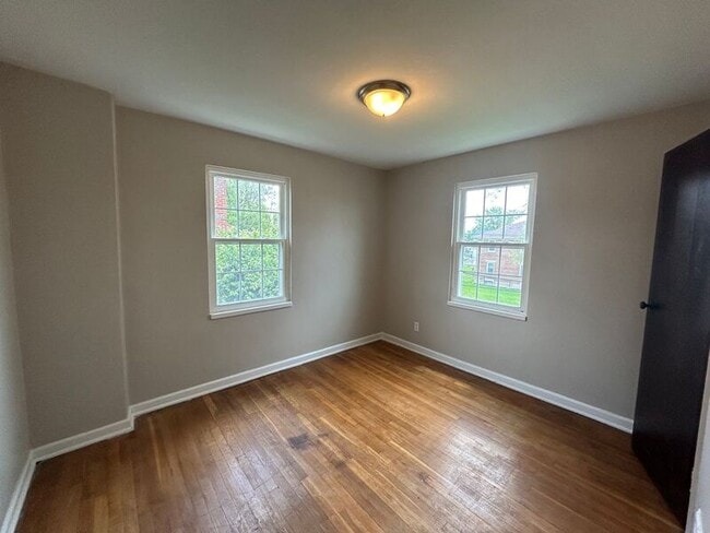 Building Photo - 1310 Chardon Ct