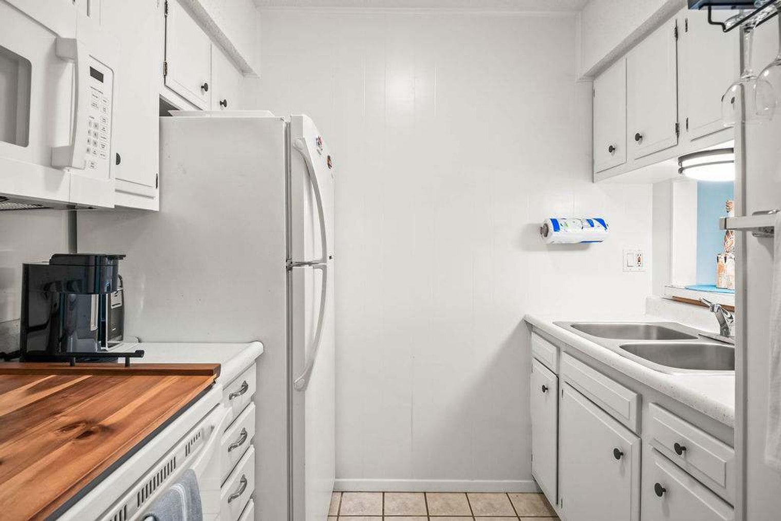 Building Photo - 2025 Eleventh Street-SI FL1-ID1023252P