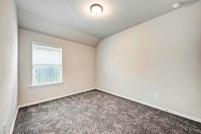 Building Photo - 2969 Diego Dr