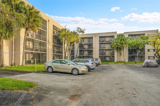 Building Photo - 8500 SW 133rd Avenue Rd