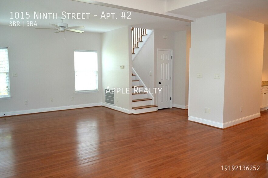 Building Photo - 1015 Ninth Street-Apt. #2