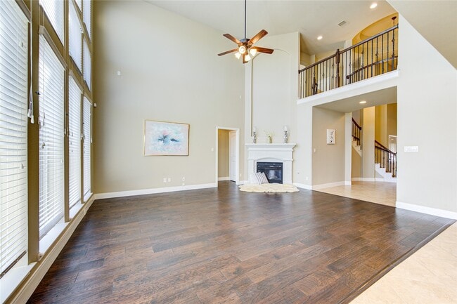 Building Photo - 4623 Montcliff Bend Ln