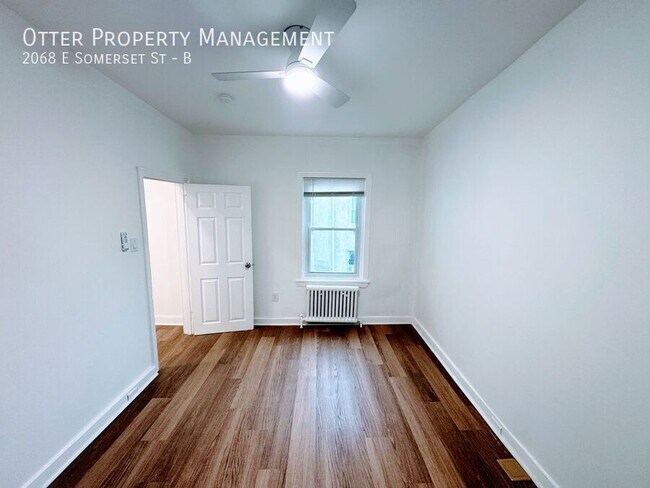 Building Photo - 2068 E Somerset St