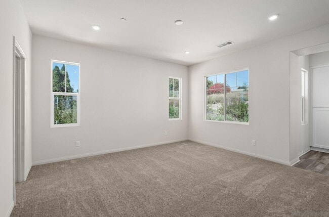 Building Photo - 1523 Wingwood Ln