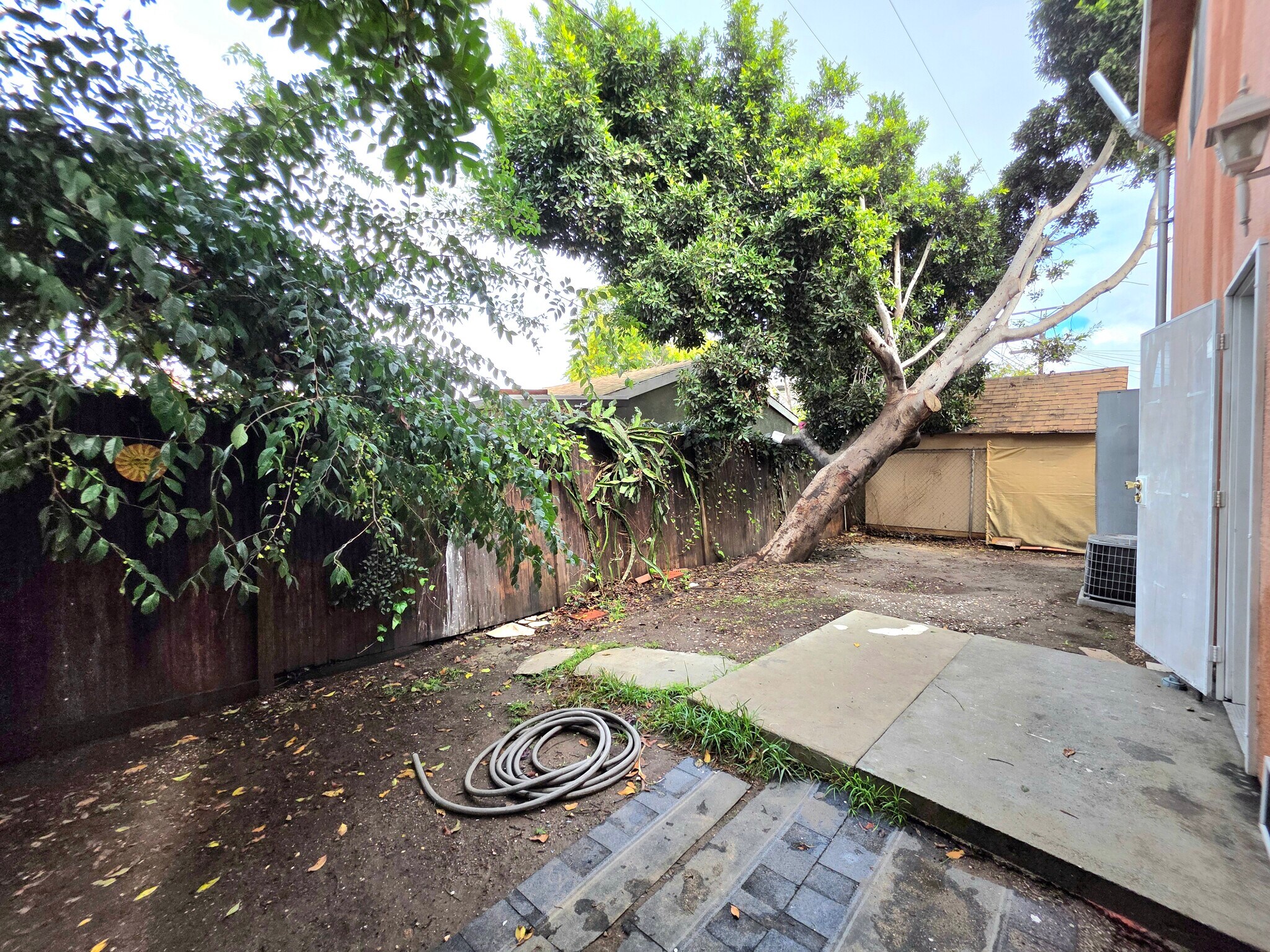 Building Photo - 209 E 119th St