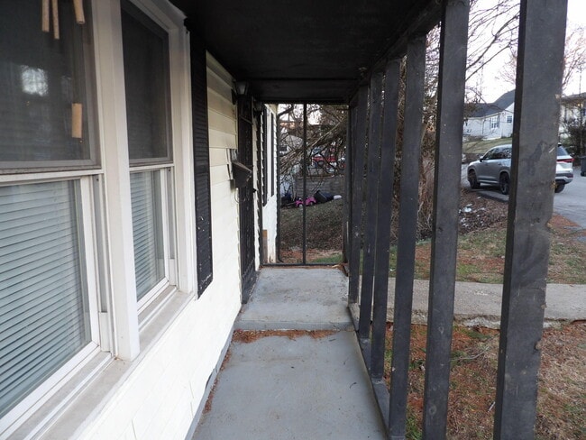 Building Photo - 146 Allnutt Dr