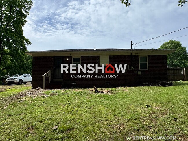 Building Photo - 158 Navy Dr