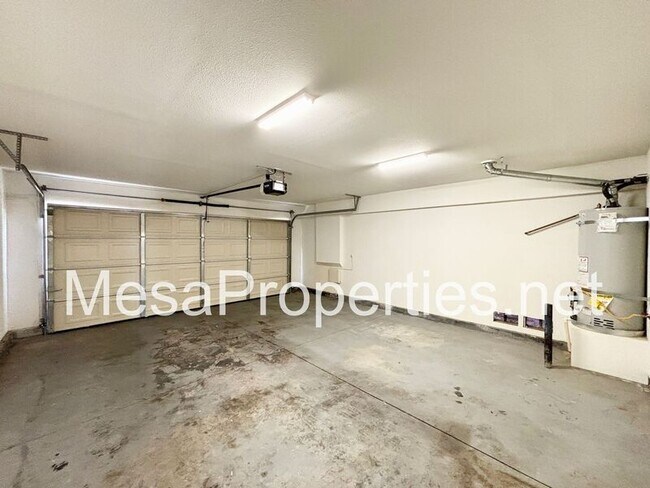 Building Photo - 15091 Brown Ln