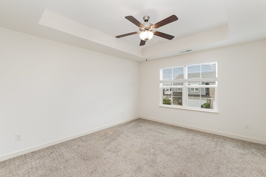 Building Photo - 1706 Lone Jack Ln