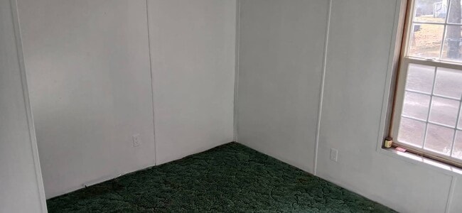 Building Photo - 2711 Windy Hill Rd