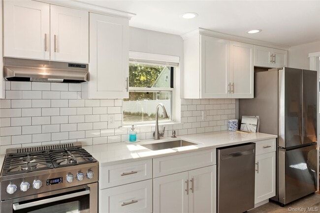 Building Photo - 13 Tildean Ln