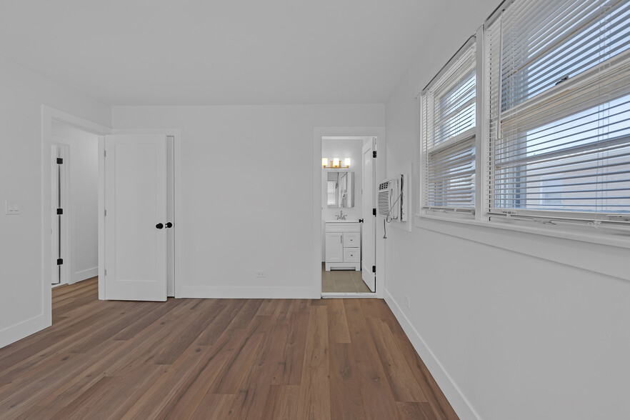 Building Photo - 651 Beau Ct